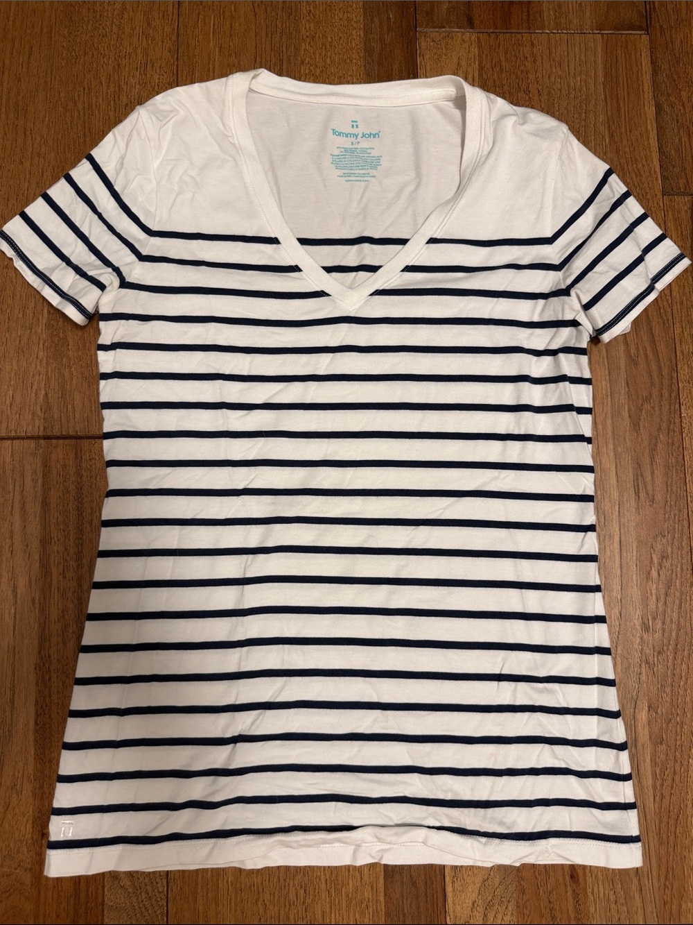 Tommy John Navy & White Striped V-Neck Pima Cotton Tee Size Small